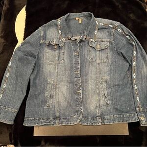 SEVENTH AVENUE - DENIM JACKET 4 POCKETS BEADED